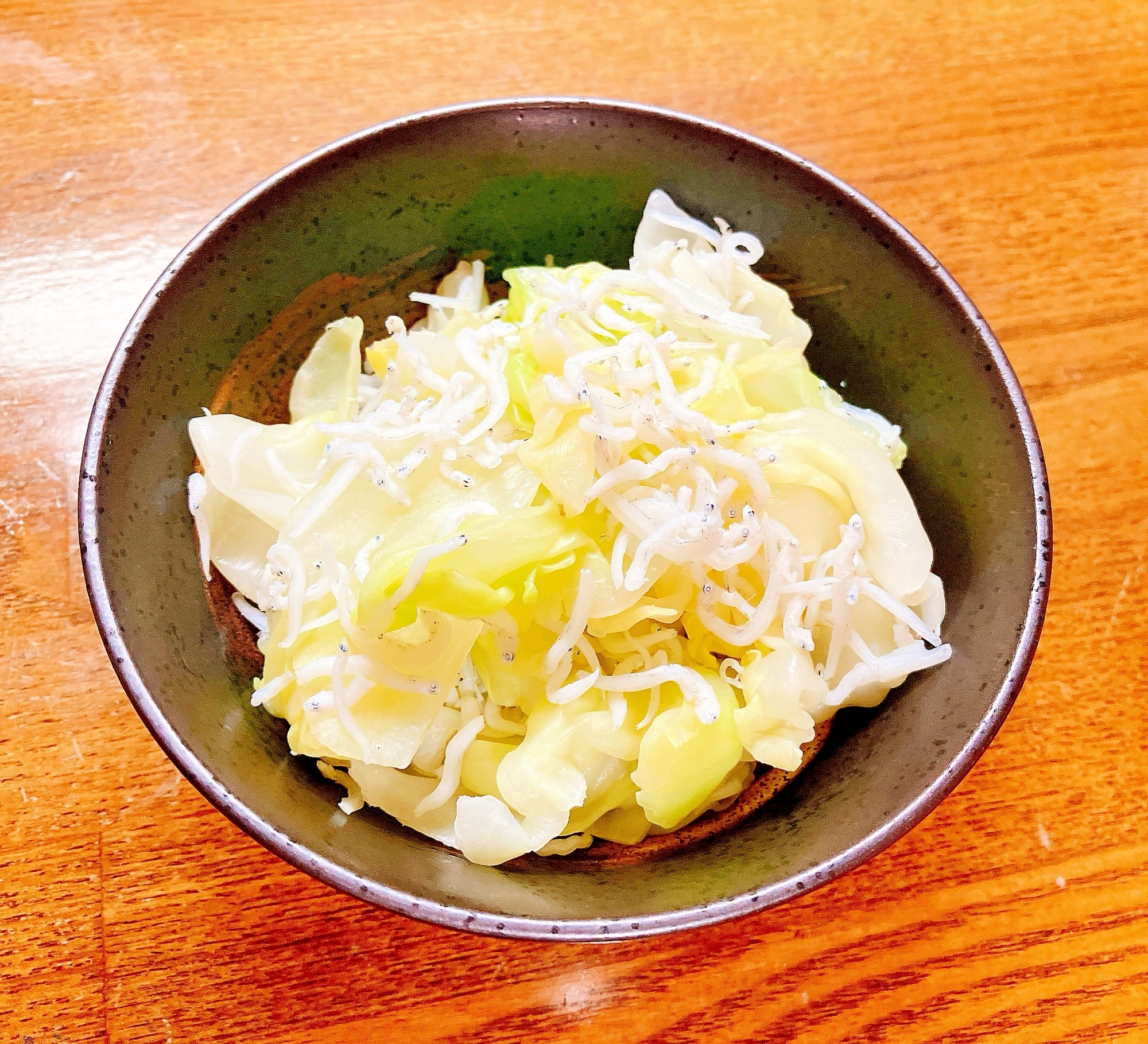 キャベツとしらすの和え物