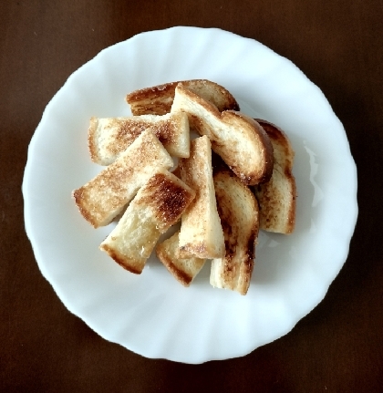 食パンで(^^)子供が大好き簡単シュガーラスク♪