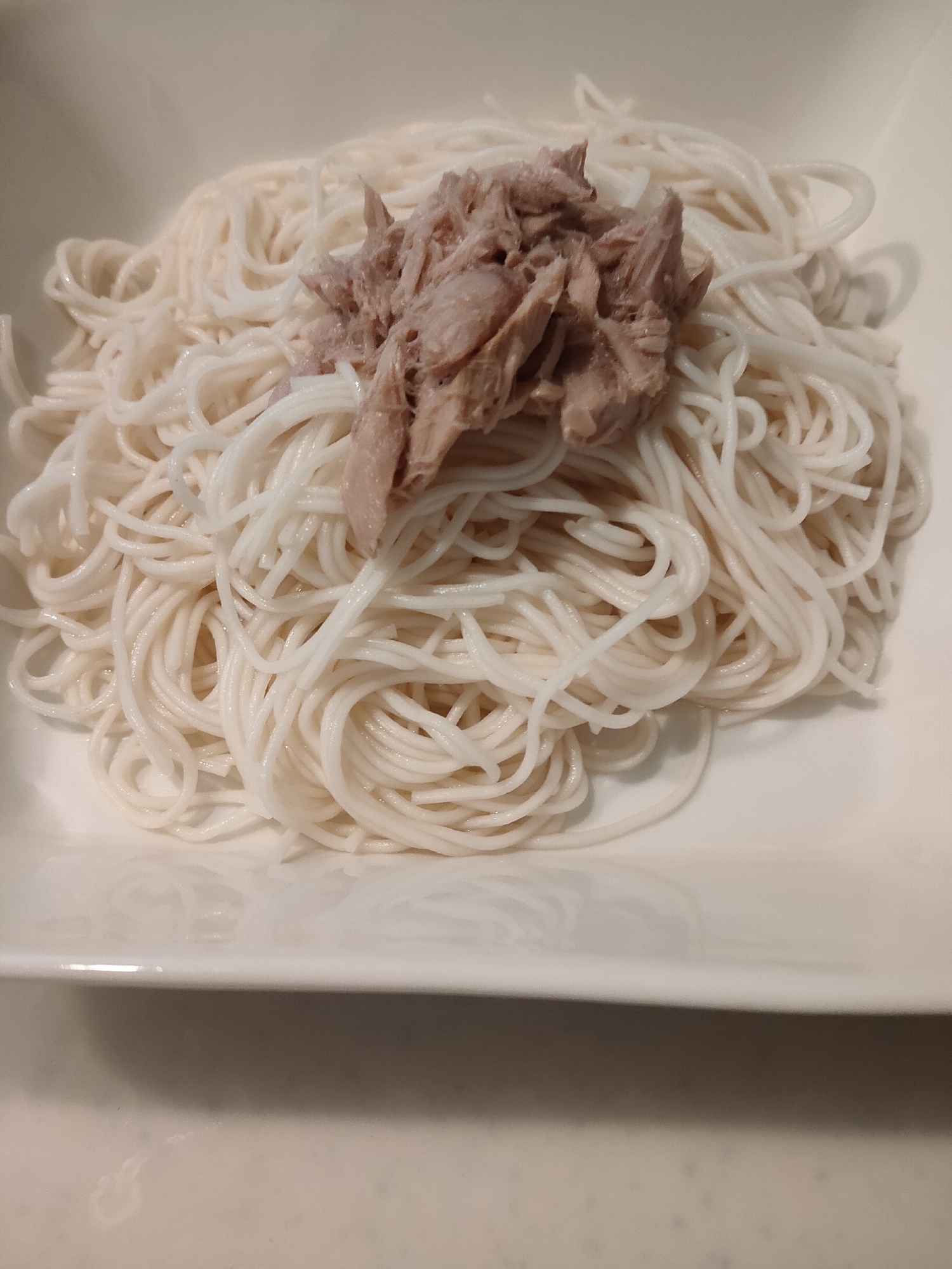 ツナの缶詰で！さっぱりそうめん