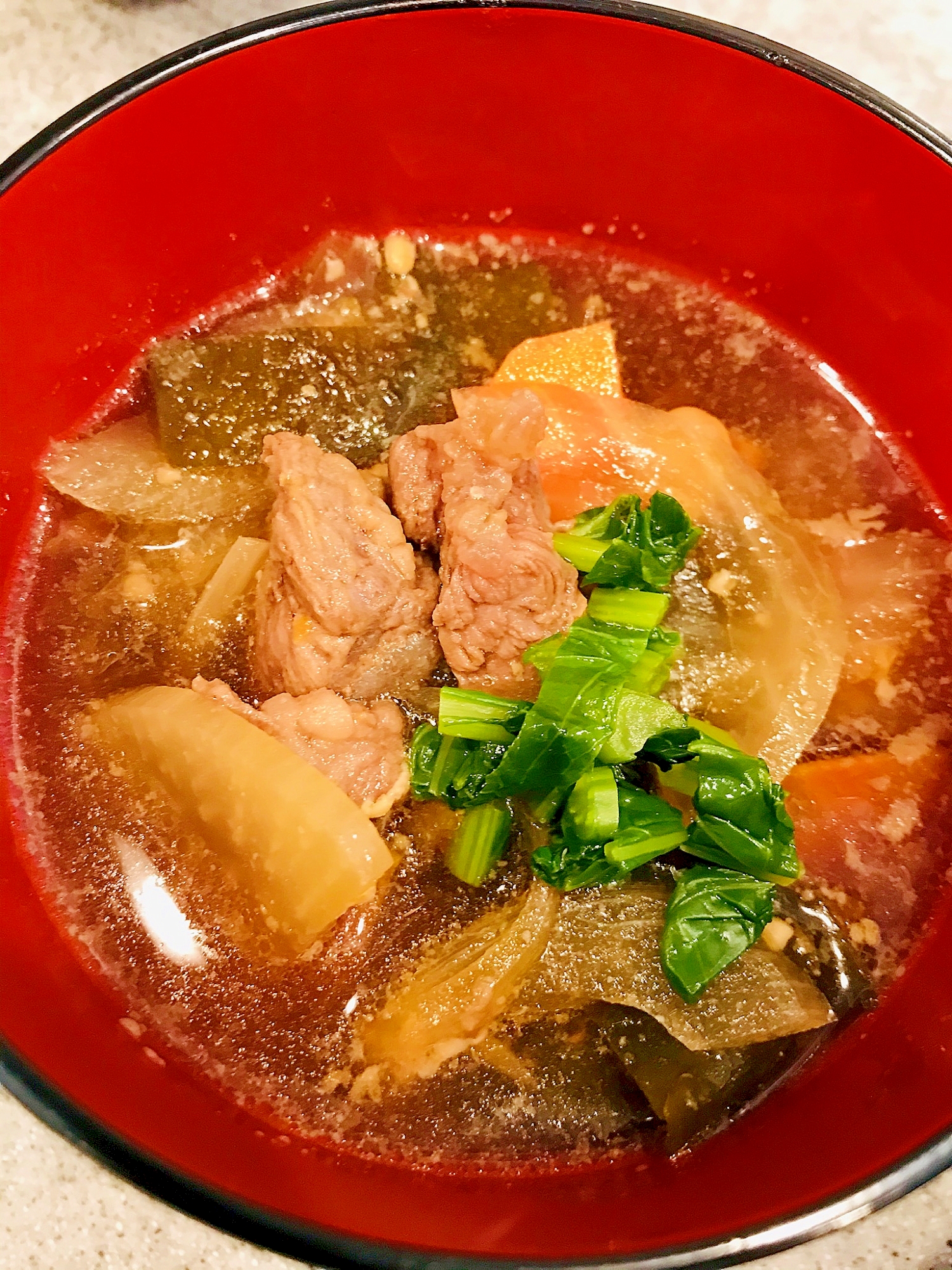 根菜と牛肉の味噌汁