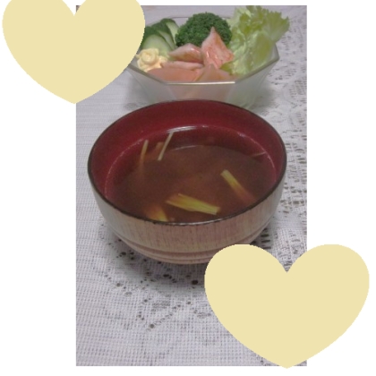 あさりとえのきの味噌汁