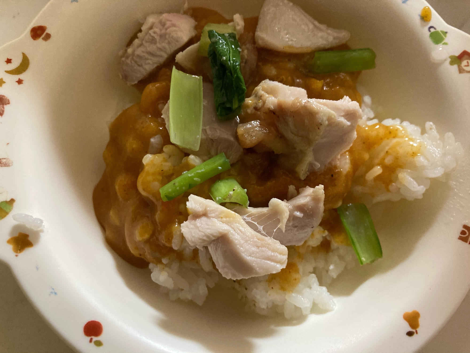 幼児食⁑ 小松菜とムネ肉カレー