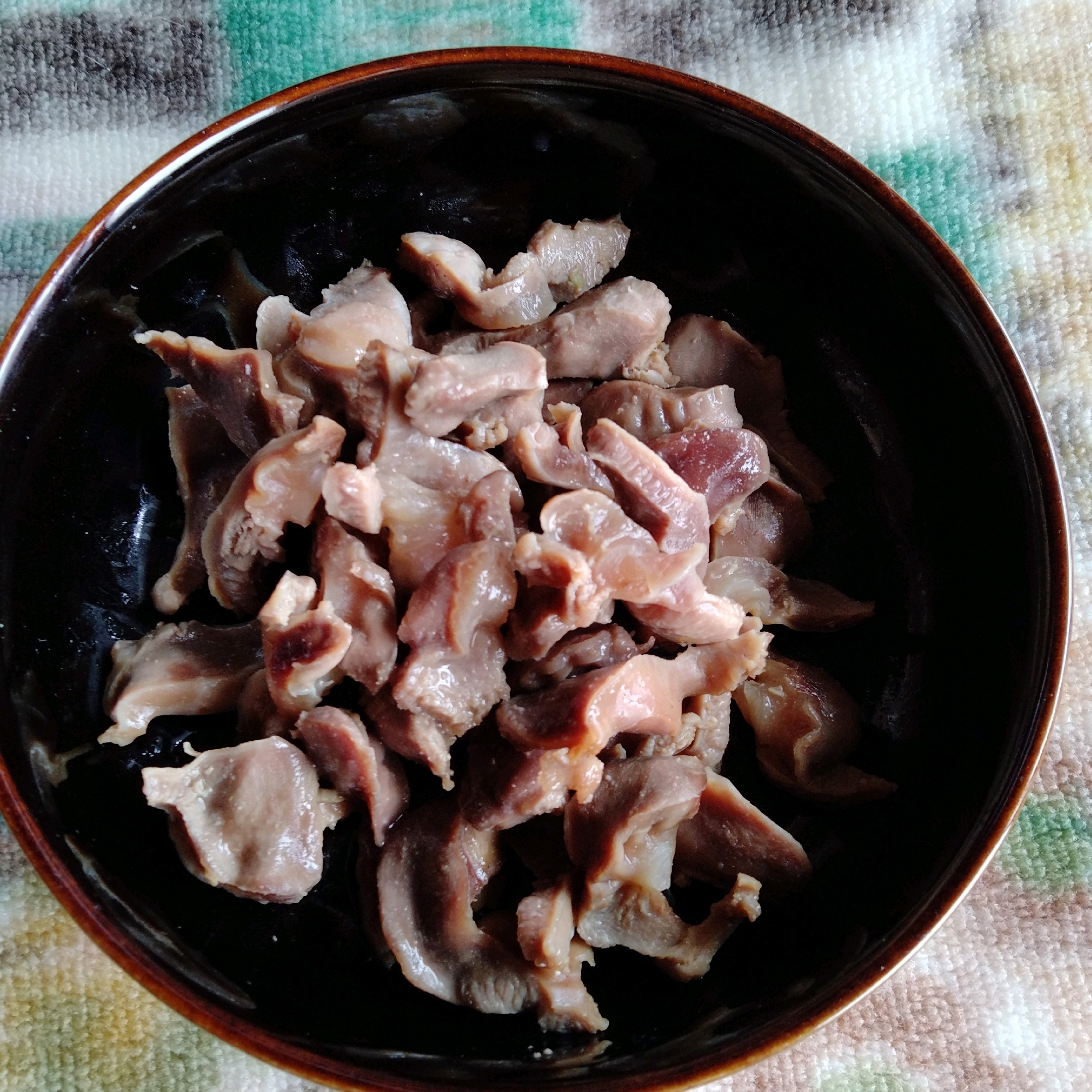 ヘルシーな砂肝の蒸し煮込み焼き