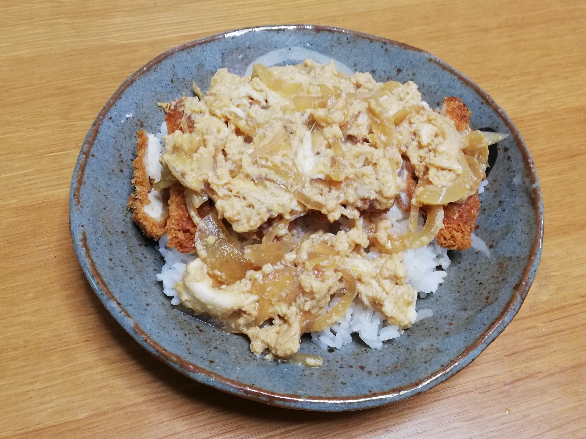 簡単かけるだけ！カツ丼