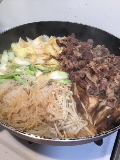 関西風美味しかったです♡
お肉もお野菜も大満足♡
今度はうどんも入れてみます♡