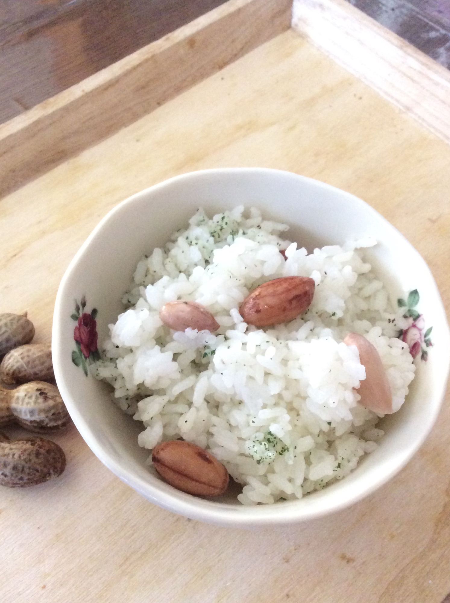 バター香る♡茹で落花生の洋風混ぜご飯