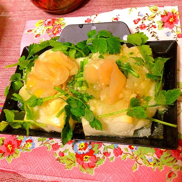 芹と甘酢生姜の花咲くイタリアン焼き餅