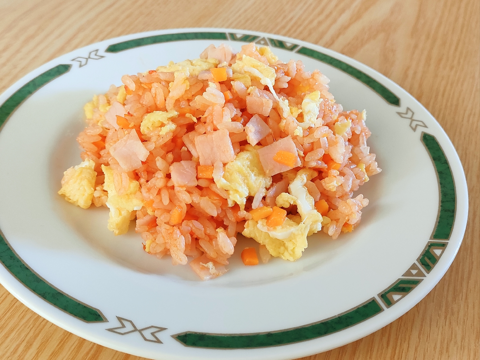 食べればオムライス☆卵入りケチャップライス