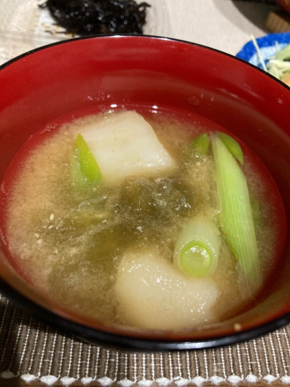 お麩と長ネギの味噌汁