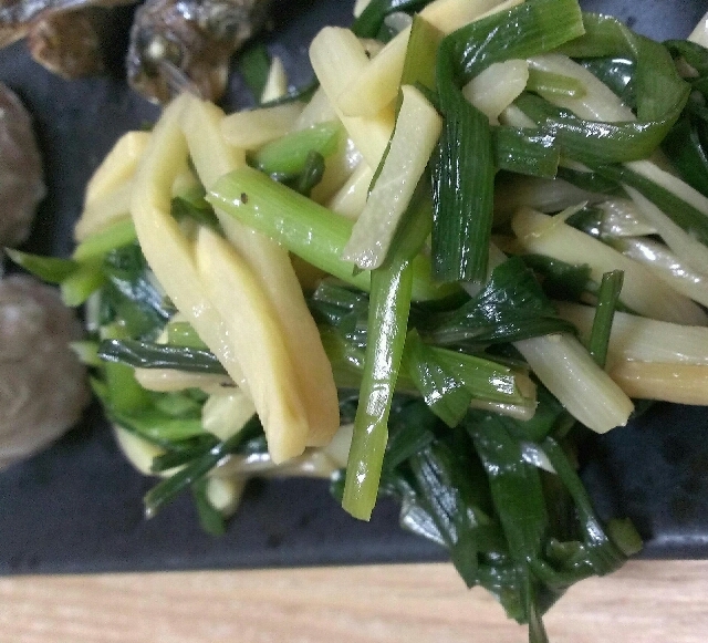 筍とニラの中華料理炒め