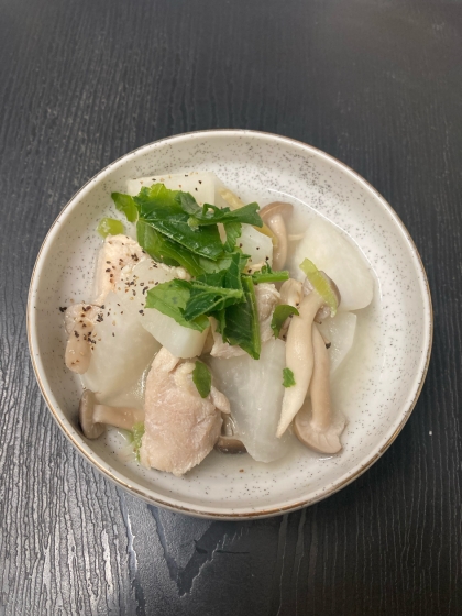 大根と鶏肉の鶏ガラ生姜煮♩