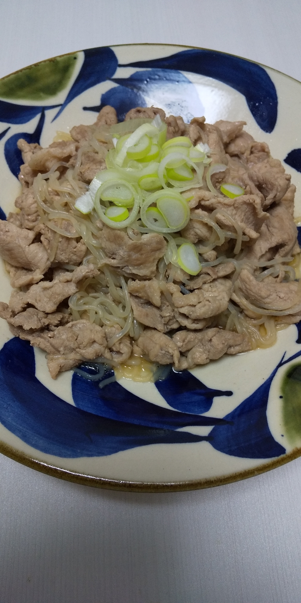 豚肉としらたきの炒めもの☆