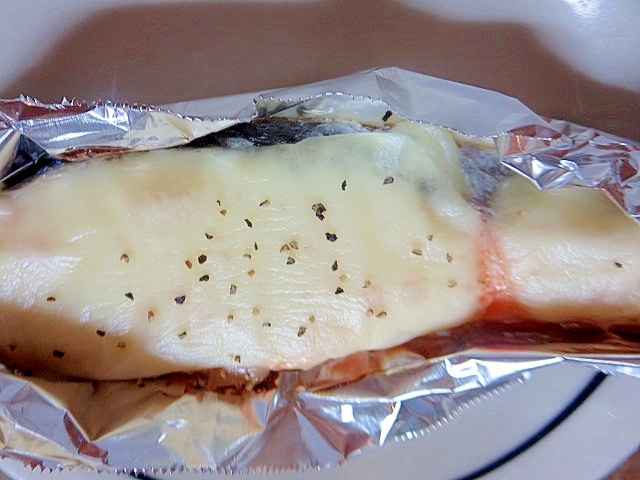 トースターで簡単鮭のチーズ焼き