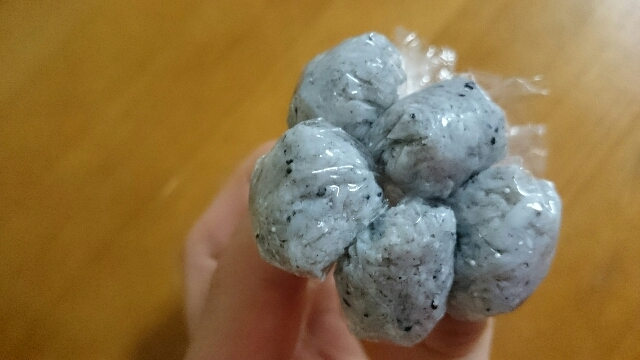 離乳食初期 しらす裏ごし レシピ 作り方 By ともみ07 楽天レシピ 離乳食初期 しらす裏ごし レシピ 作り方 By ともみ07 楽天レシピ