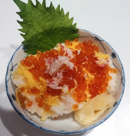 市販のもとで！いくらのっけの華やかちらし寿司