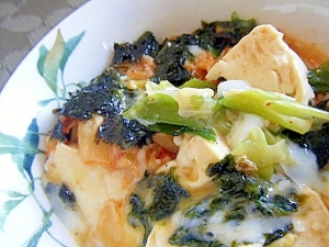 簡単チゲ鍋風★豆腐の卵とじ