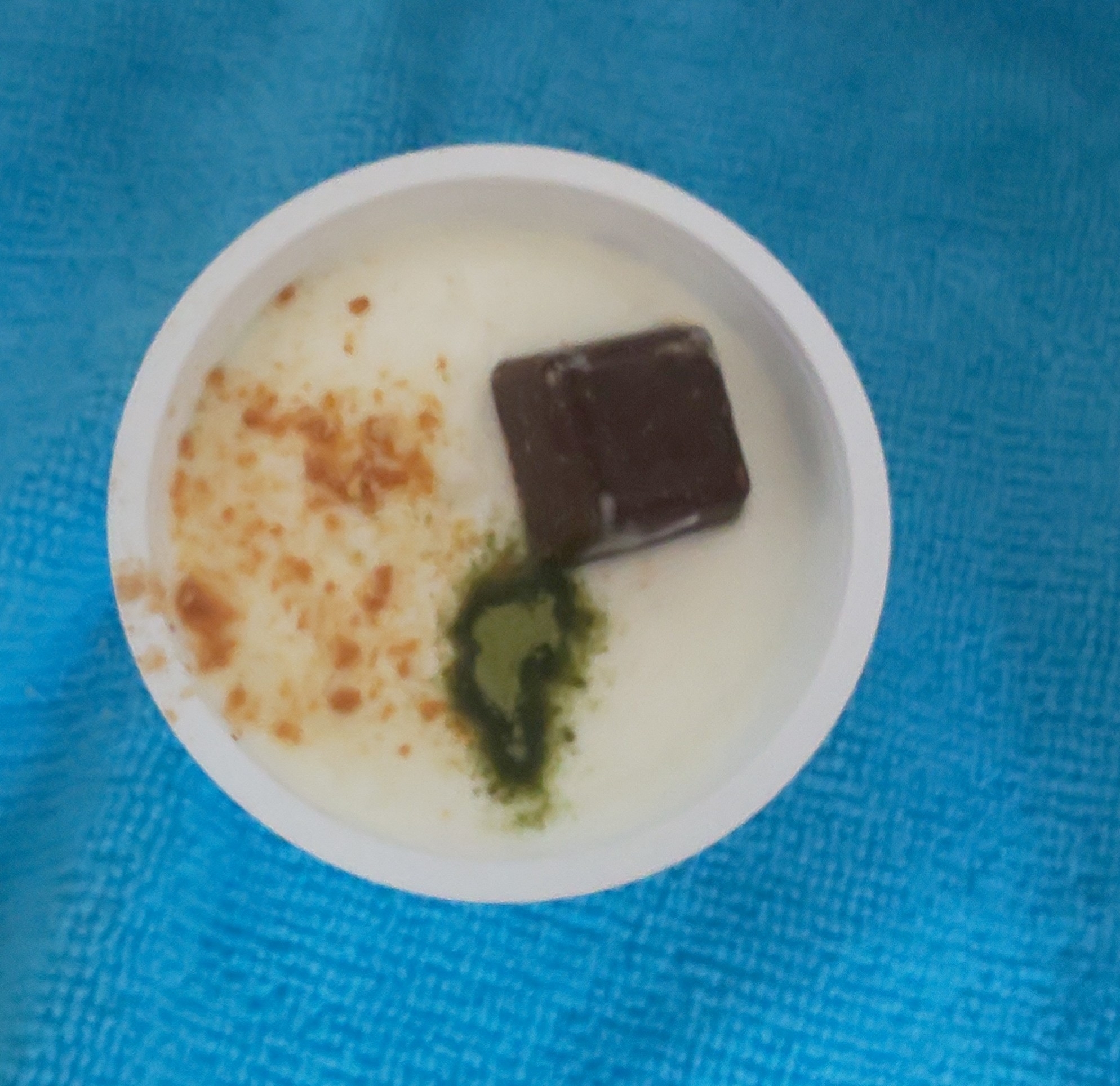 チョコと抹茶ときなこのヨーグルト