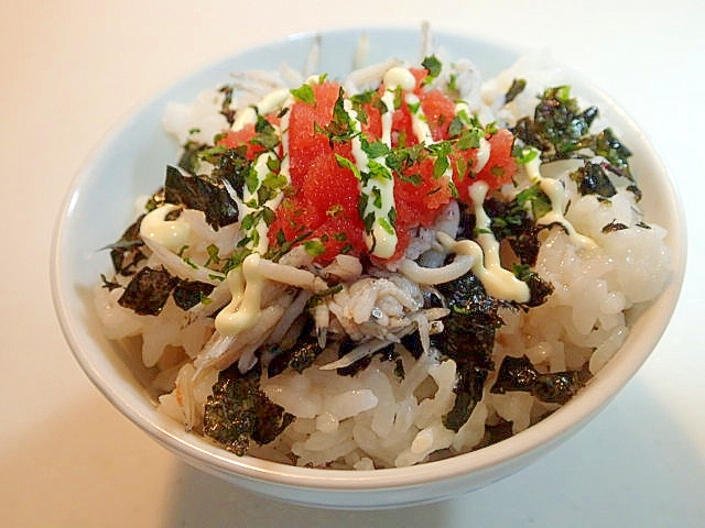 麺つゆマヨで　刻み海苔と釜揚げしらすと明太子のご飯