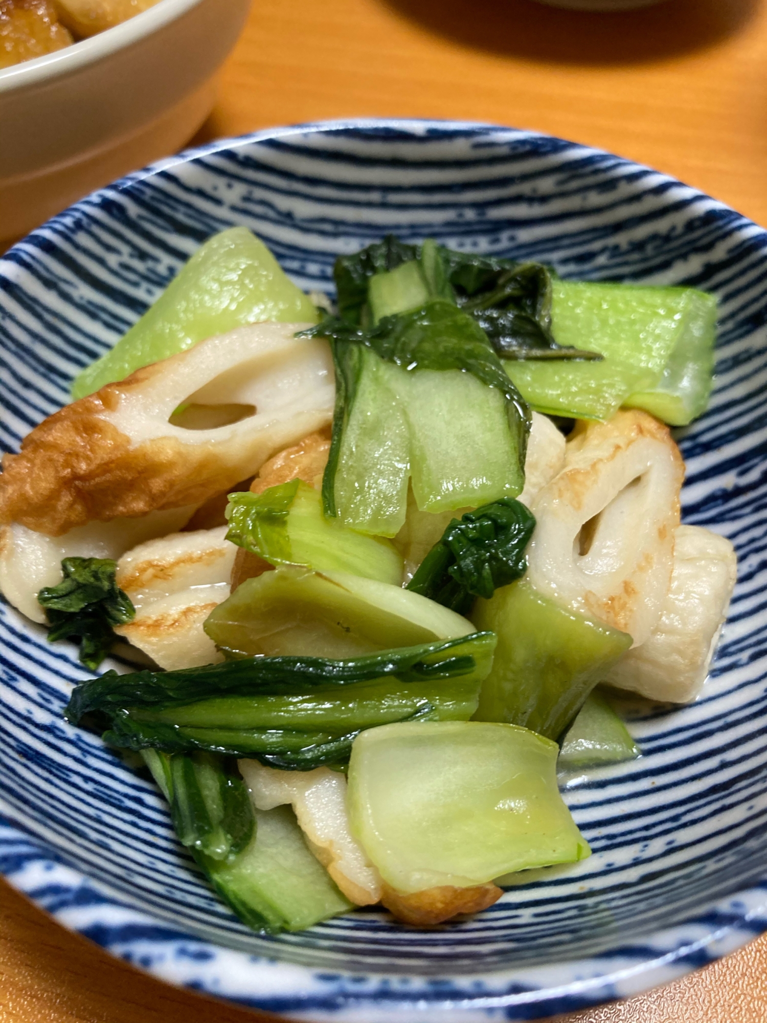 青梗菜と竹輪の炒め物