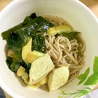 鶏とわかめのあかもくうどん