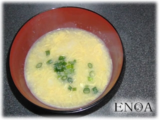 タマゴの量を増やして作りましたが、とても美味しかったデス♪

とても温まるスープですね！また作りたいです♪