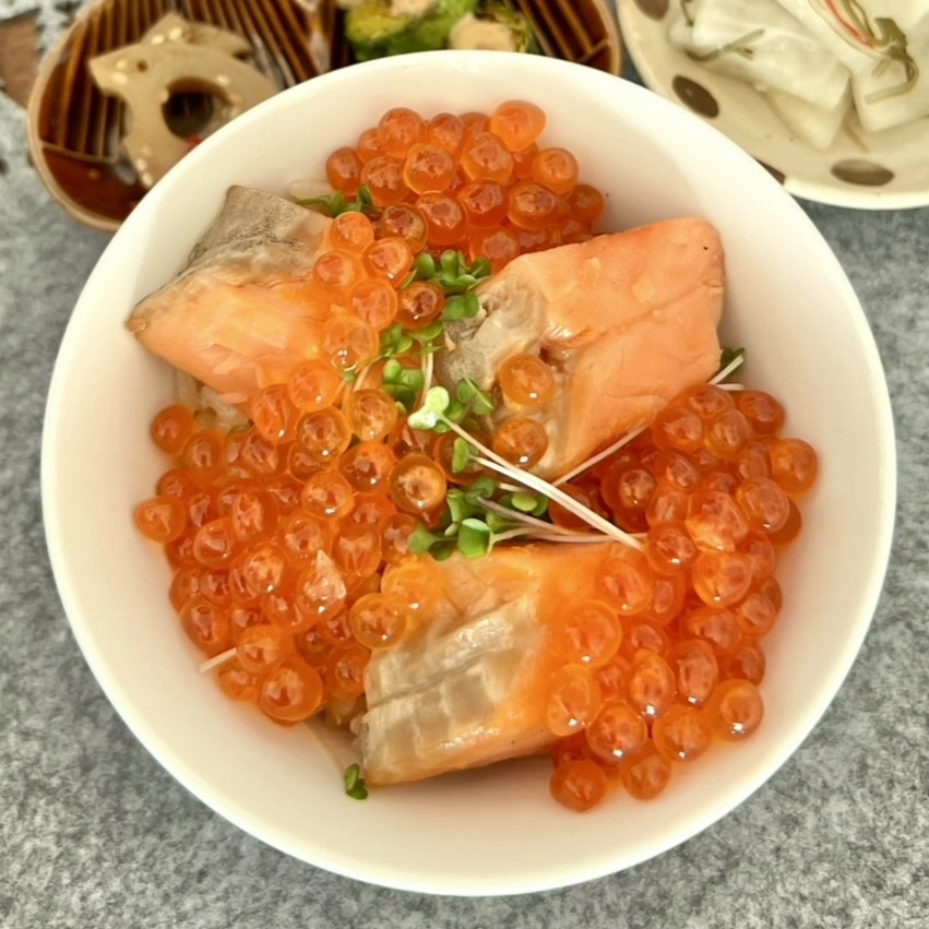 おかわり確定!いくらと鮭のはらこ飯