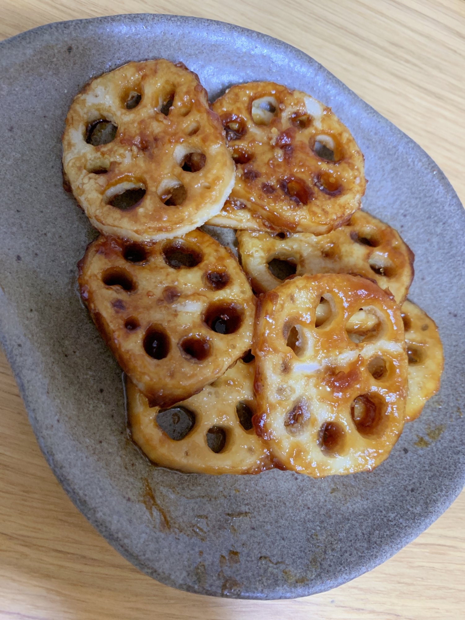 ぱくぱく食べちゃう★蓮根の甘辛煮
