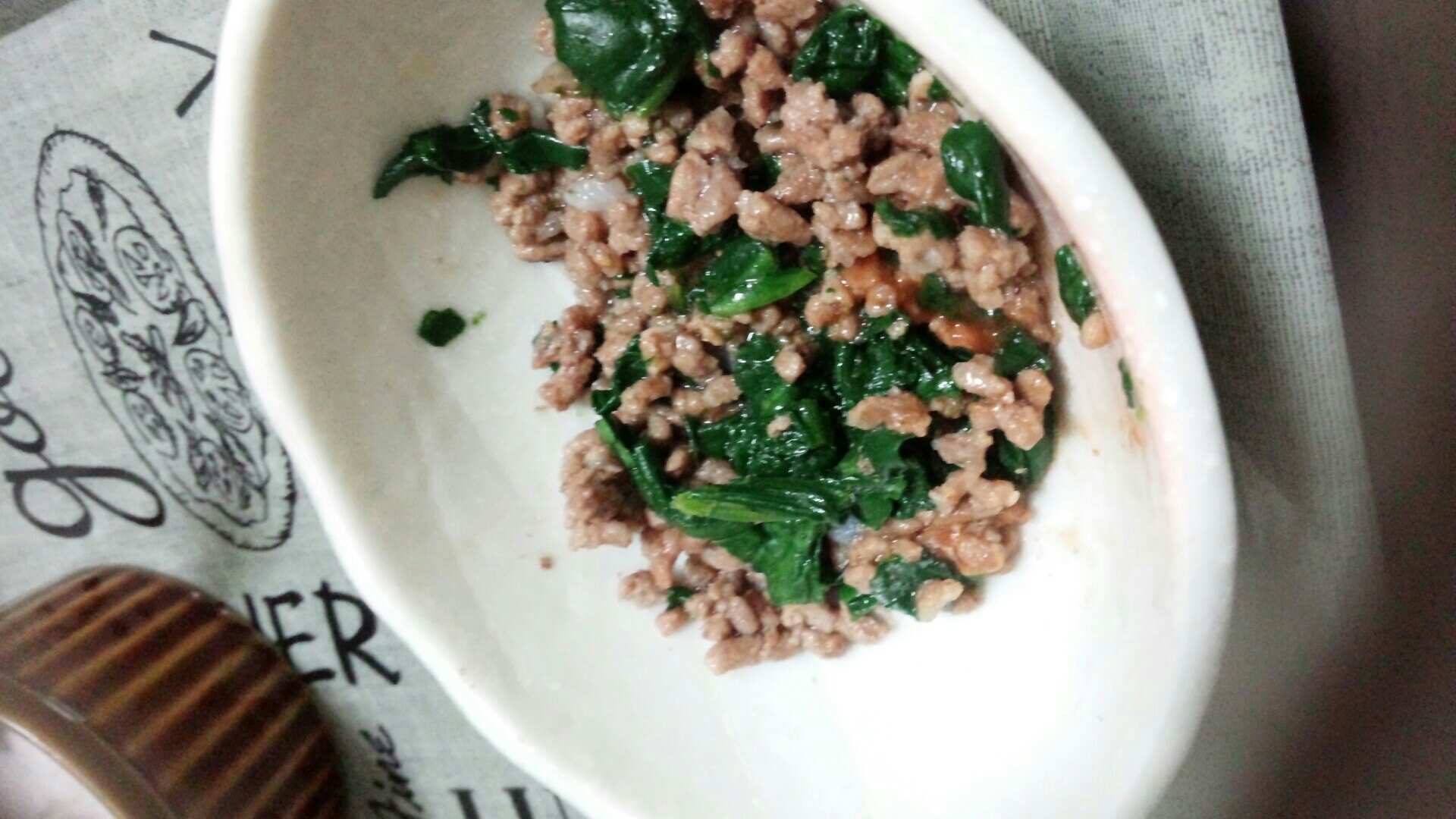 離乳食完了期 挽き肉とほうれん草のケチャップ炒め レシピ 作り方 By たくみ905 楽天レシピ