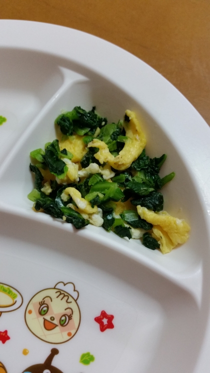 子供のおかずに♪
小松菜は食べやすいように細かく刻みました。
残りはお弁当用に！
簡単に作れて二役です☆