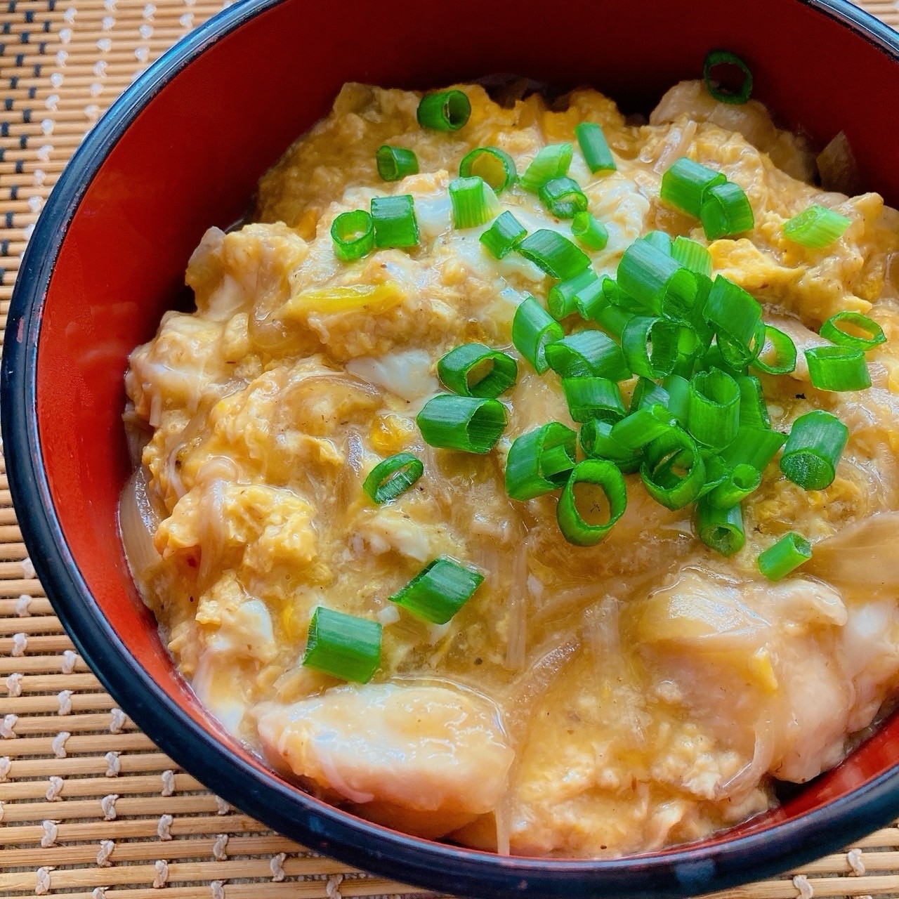 安い フライパン一つで とろふわ親子丼の作り方