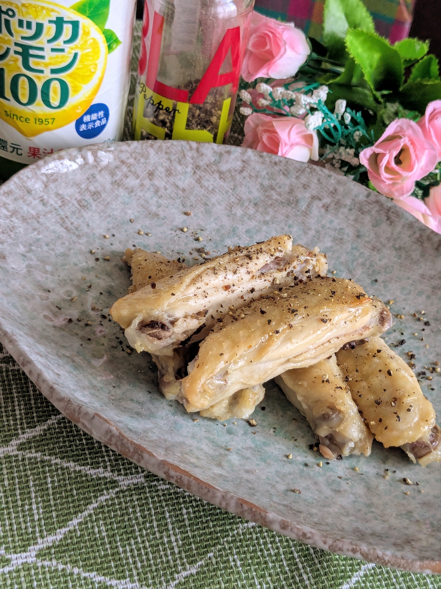 漬け込むだけ！〜手羽中の塩レモン焼き〜