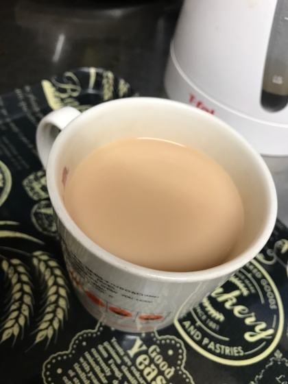 森永のおいしい牛乳で　生姜入りロイヤルミルクティ