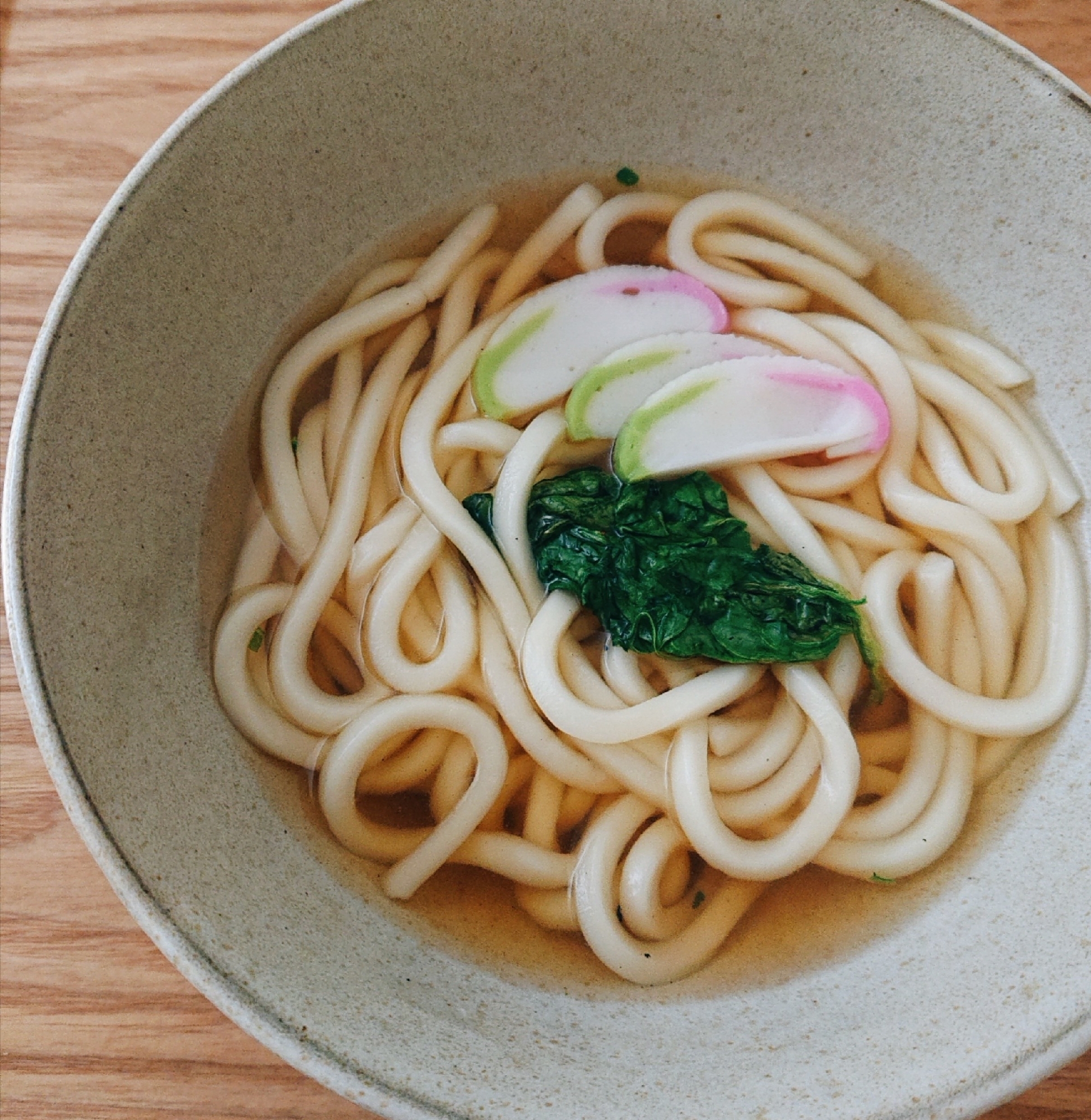 ほうれん草のかまぼこうどん