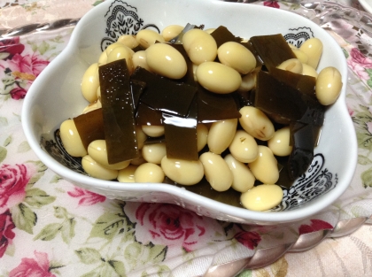 マ・ローニエプロ☆スズマル大豆と昆布の煮物