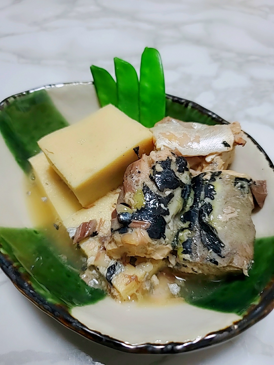 高野豆腐と鯖缶の旨煮