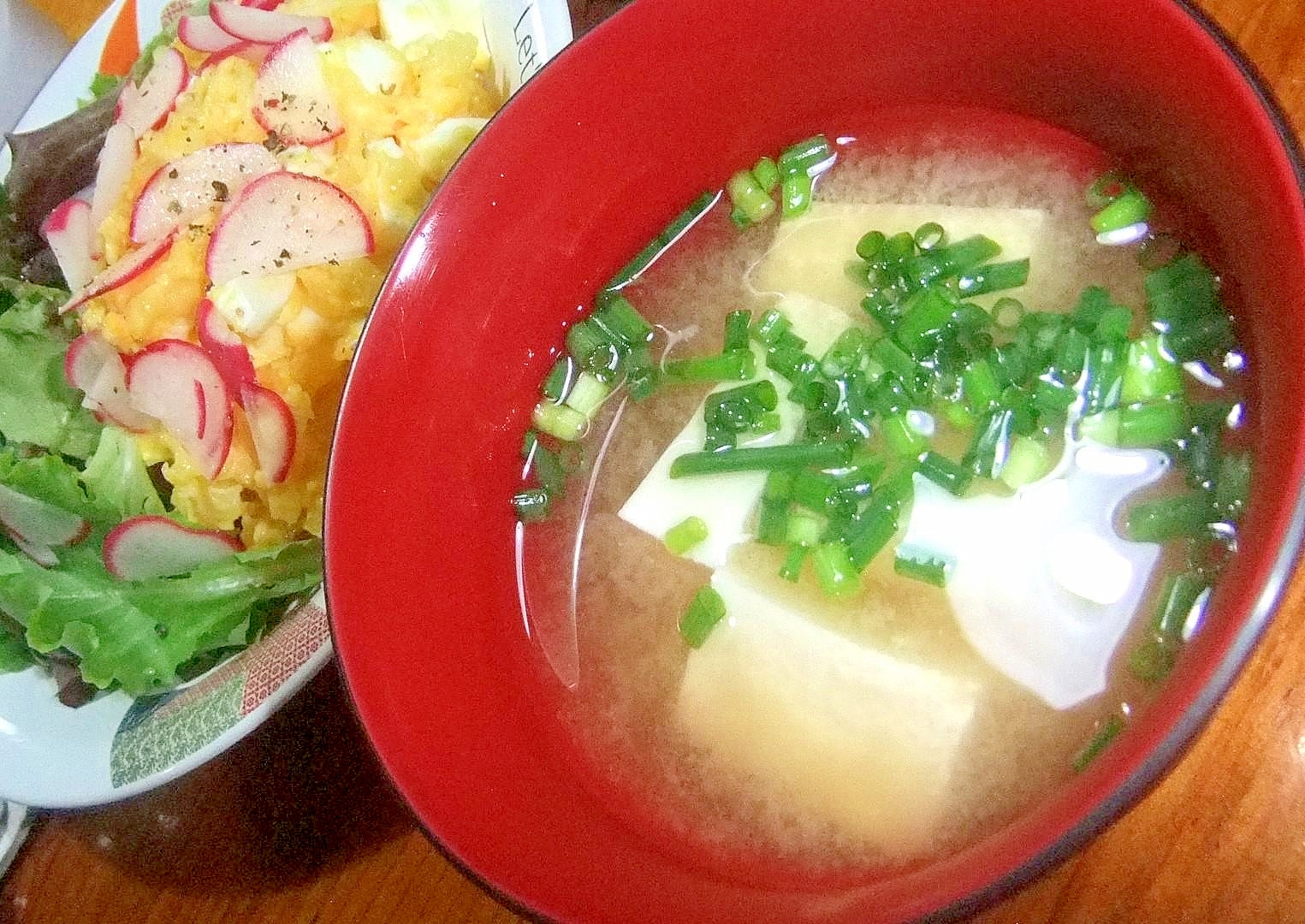 奴ねぎと絹豆腐のお味噌汁