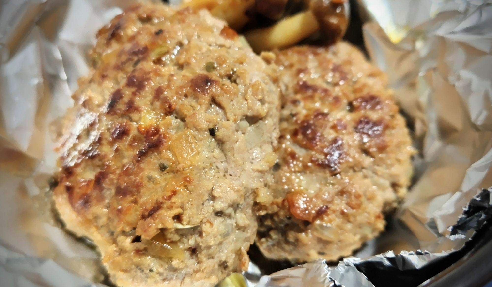 ガパオライスの素を活用ꕥエスニックハンバーグ