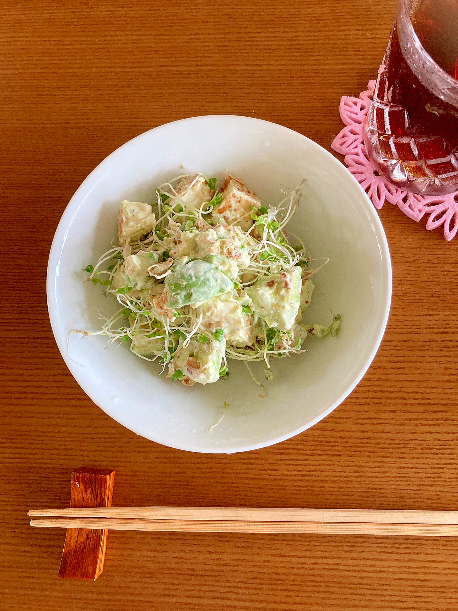 アボカド 豆腐マヨかつお節サラダ