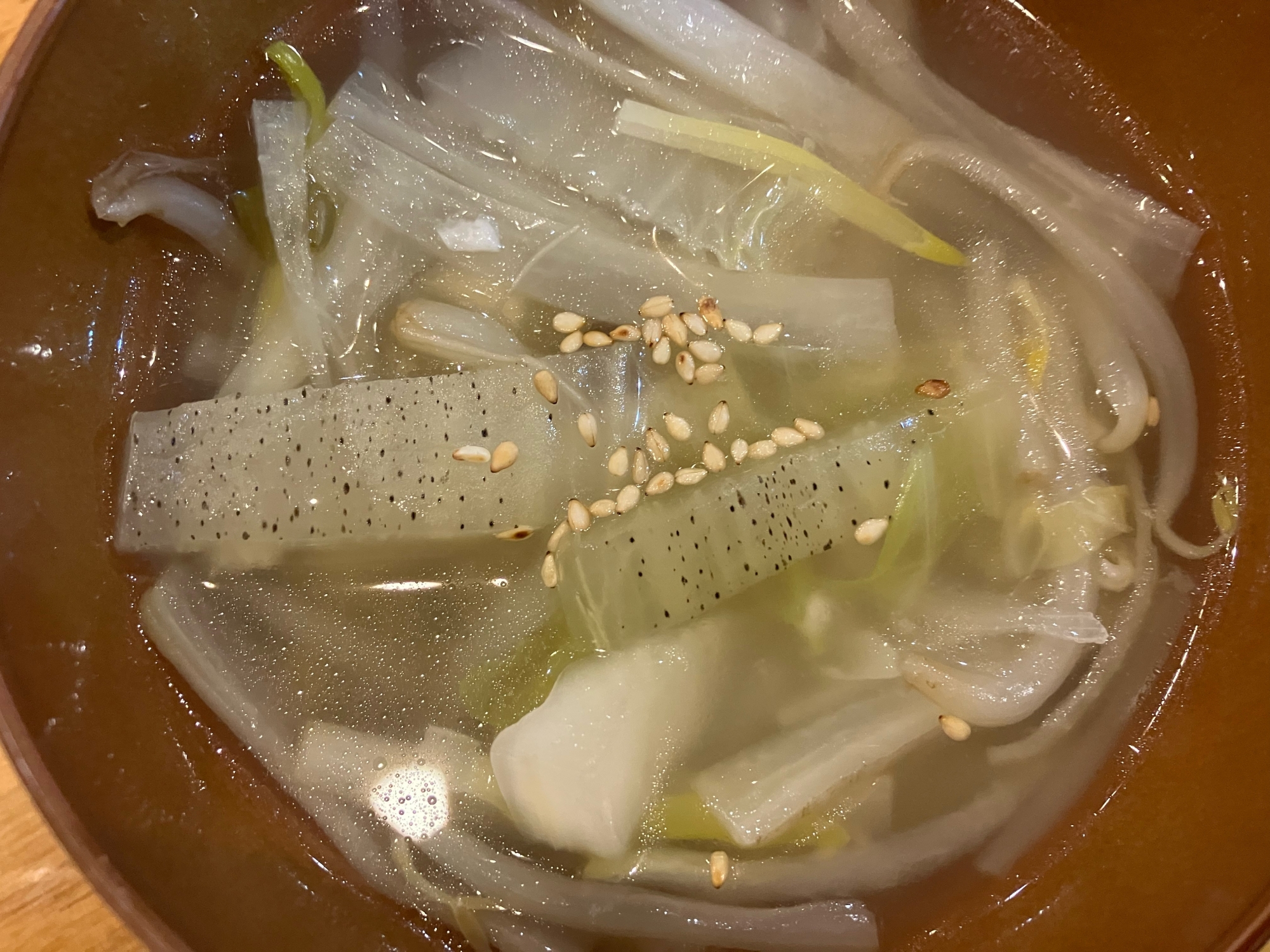 白菜と大根ともやしの中華スープ