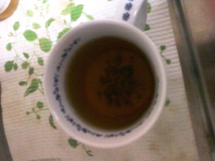 蜂蜜とレモンは紅茶と相性がとても良いですね。夜のおやつと一緒に頂きました。美味しいレシピを有難うございました(*^_^*)