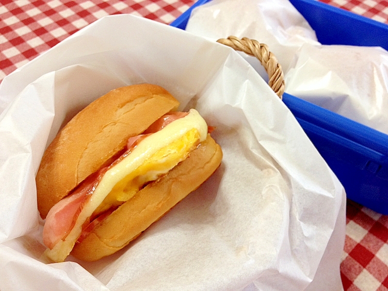 コストコのディナーロール ベーコンバーガー レシピ 作り方 By 栗皮茶 楽天レシピ コストコのディナーロール ベーコンバーガー レシピ 作り方 By 栗皮茶 楽天レシピ