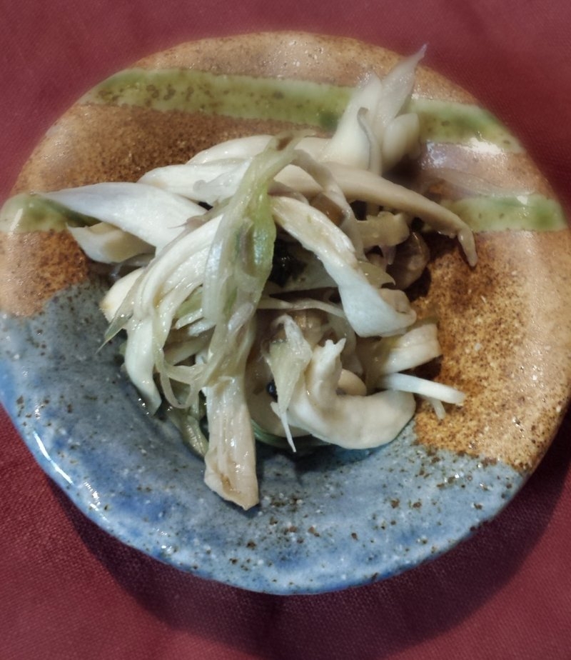茗荷ときのこのレンジ蒸し（松茸風味）