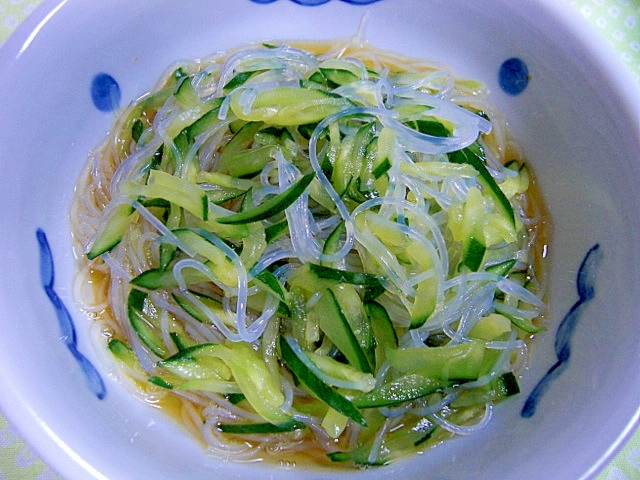 春雨とキュウリの酢漬け