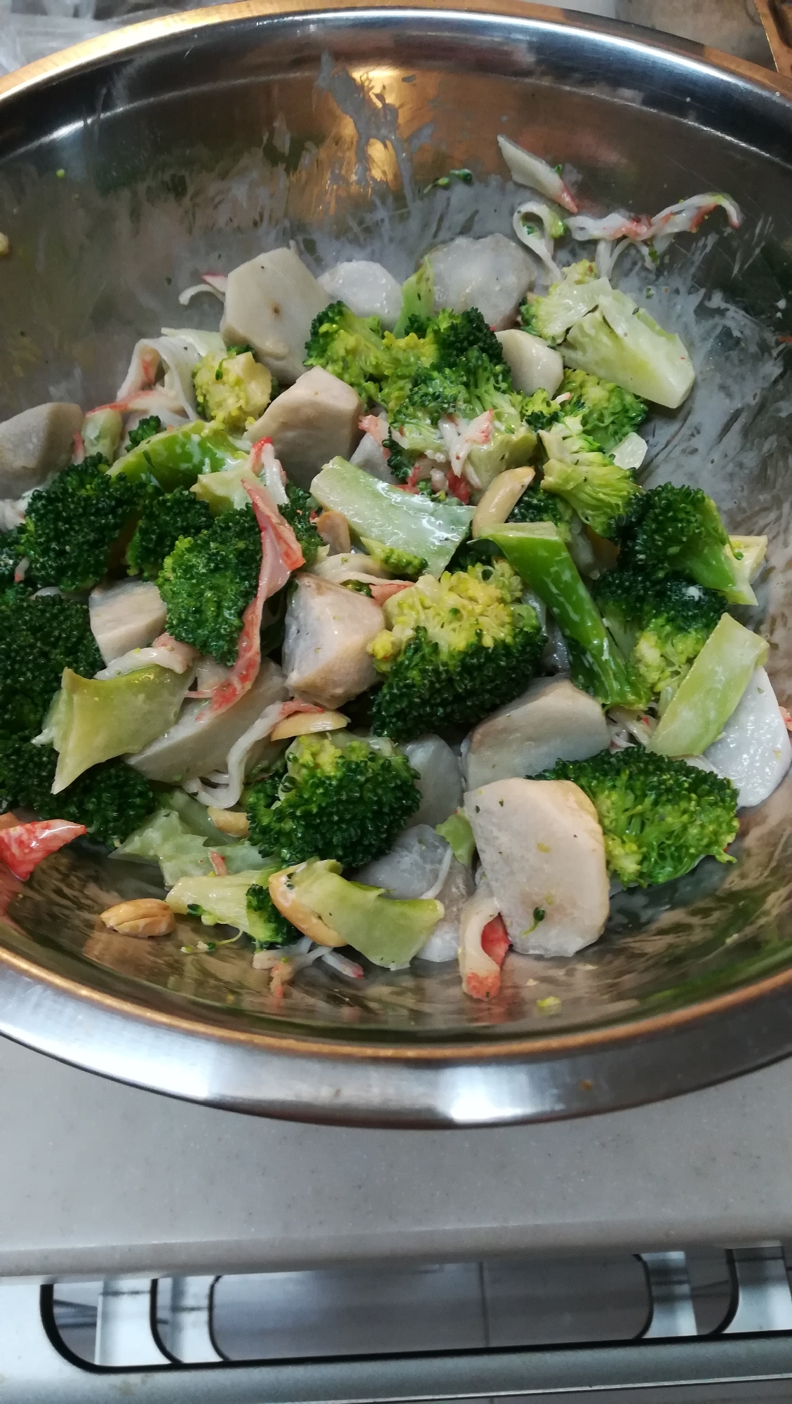 里芋とブロッコリーの健康サラダ