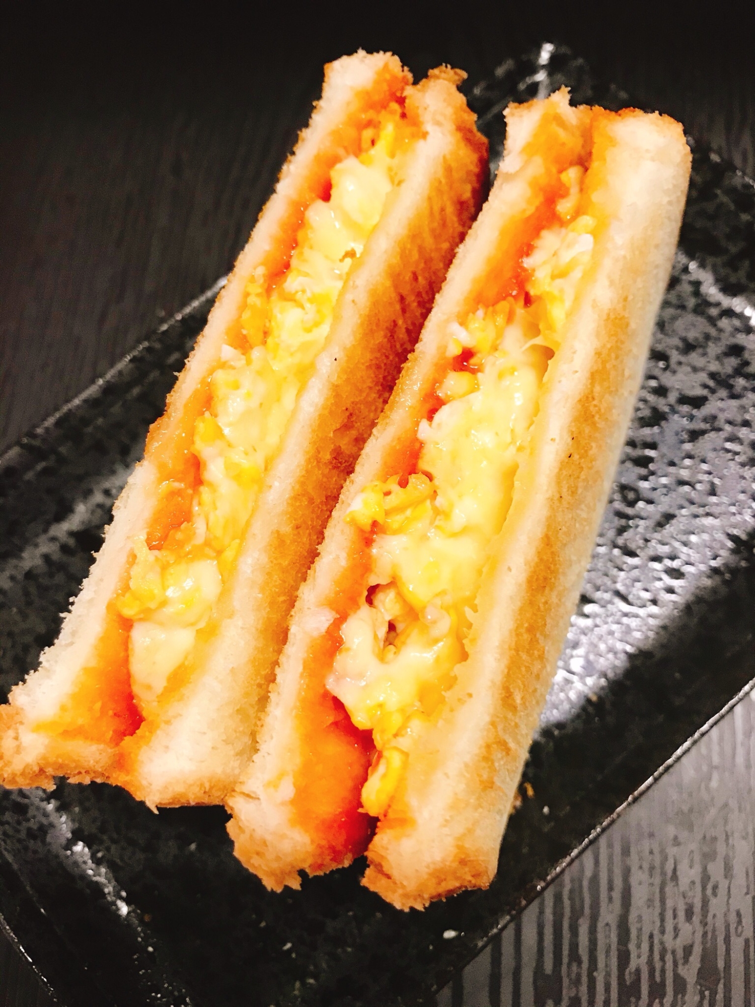 簡単朝ごはん！卵チーズトースト　61円