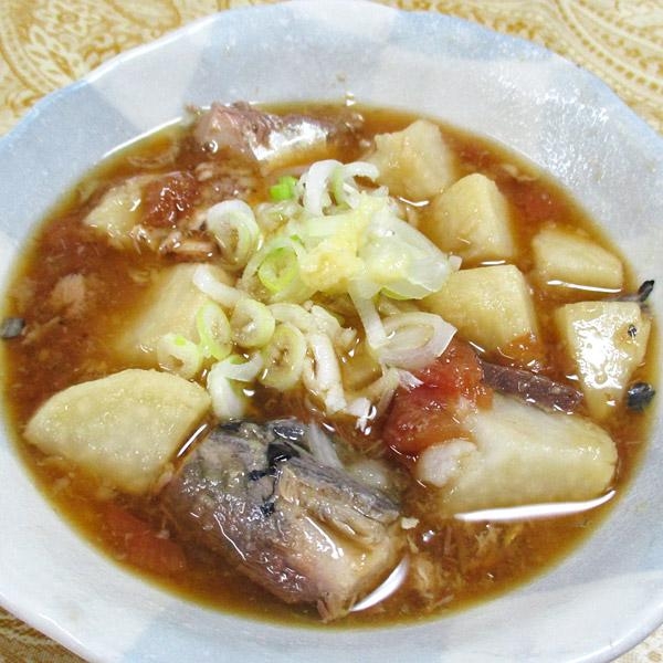 里芋鯖缶の梅煮