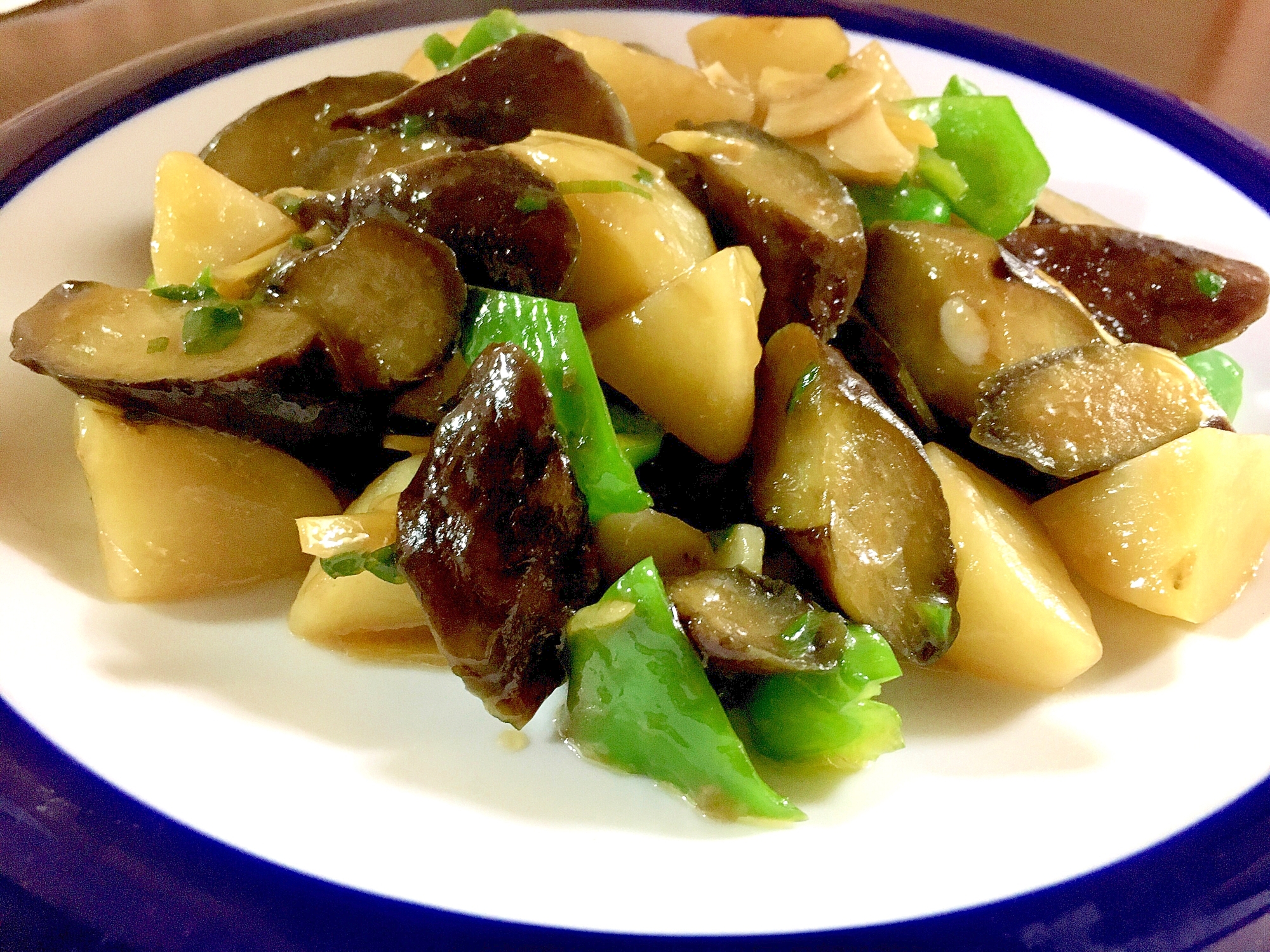茄子とじゃがいもとピーマンの炒め物 〜地三鮮〜