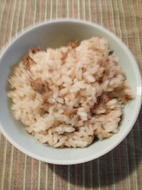 マグロ缶炊き込みご飯 レシピ 作り方 By Hasueki 楽天レシピ マグロ缶炊き込みご飯 レシピ 作り方 By Hasueki 楽天レシピ