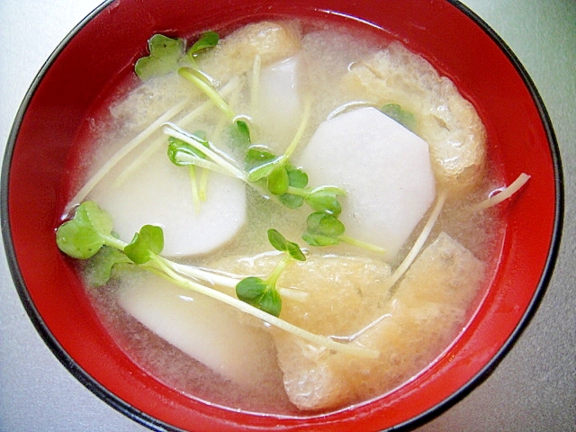 里芋とかいわれ大根の味噌汁 レシピ 作り方 By Mint74 楽天レシピ