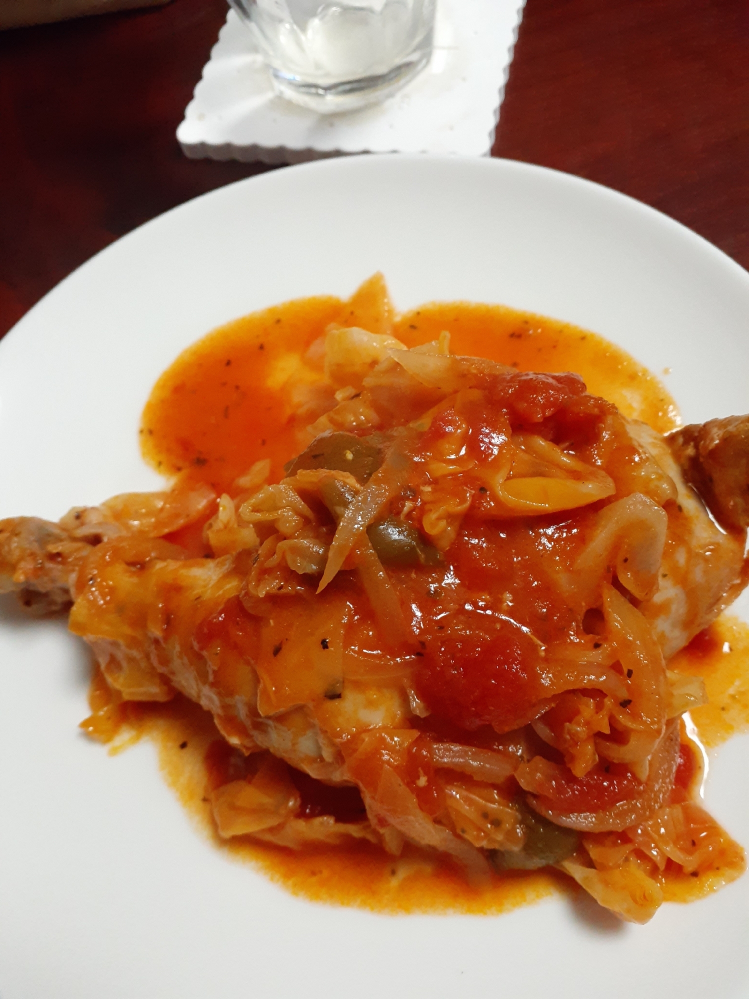 鶏レッグと野菜のちょい辛トマト煮